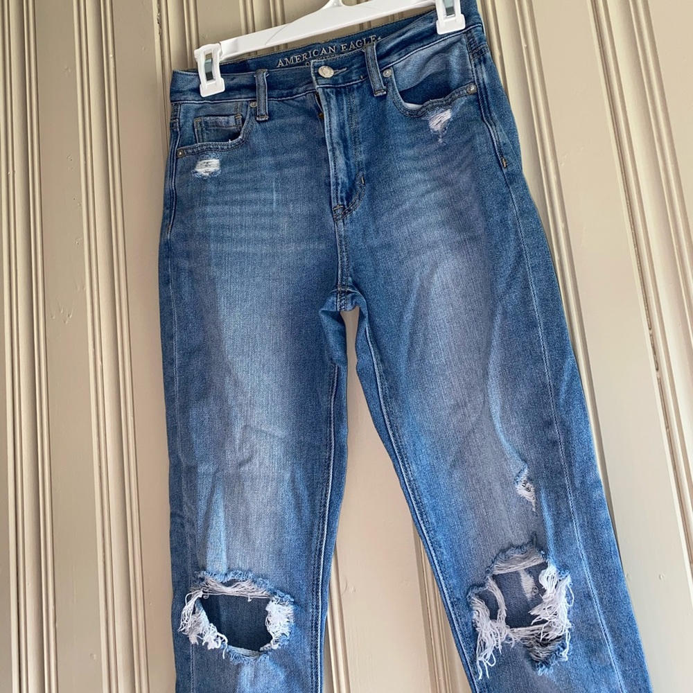 American Eagle mom jeans